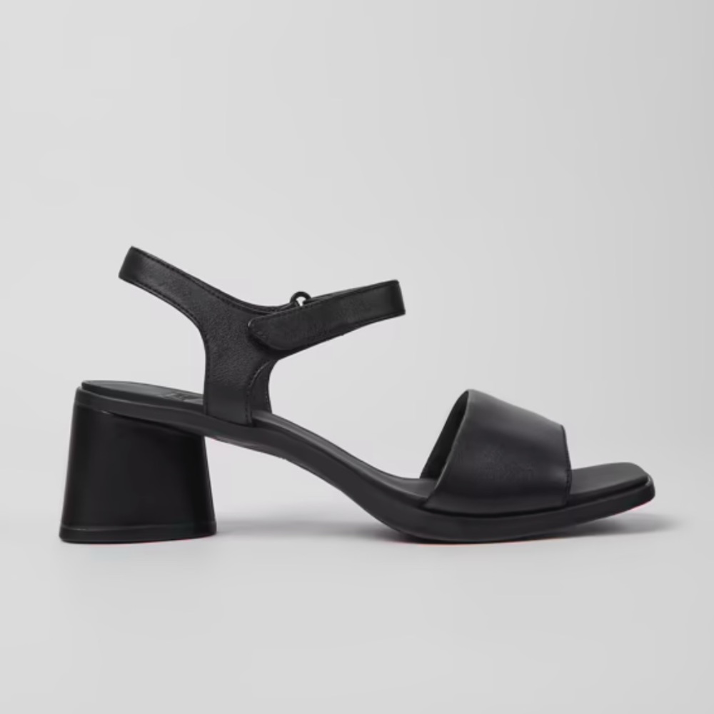 Camper Katie - like new black leather sandals - EU38 US8 UK5 - block heel